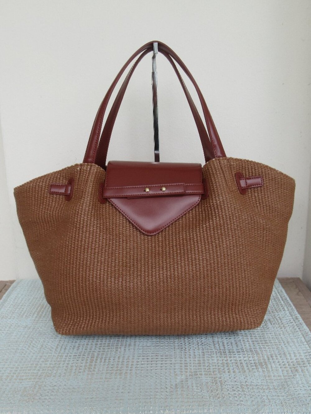 New TUCKERNUCK Cognac Raffia Blaine Tote, X-Large size